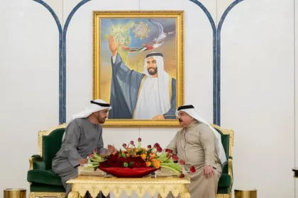 UAE President Meets Bahraini King in Abu Dhabi.