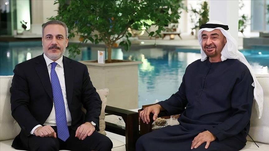 UAE President discussed with H.E Mevlüt Çavuşoğlu the efforts to enhance the humanitarian response to civilians affected by the crisis in the Gaza Strip.