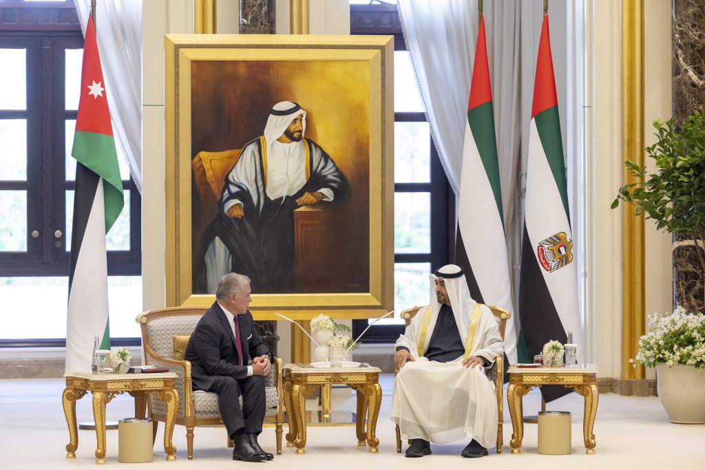 Details of the Meeting Between Sheikh Mohammed bin Zayed and King Abdullah II. 