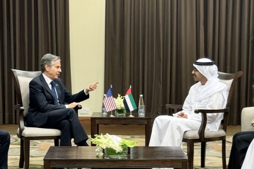 Sheikh Abdullah bin Zayed Meets Antony Blinken in Jordan