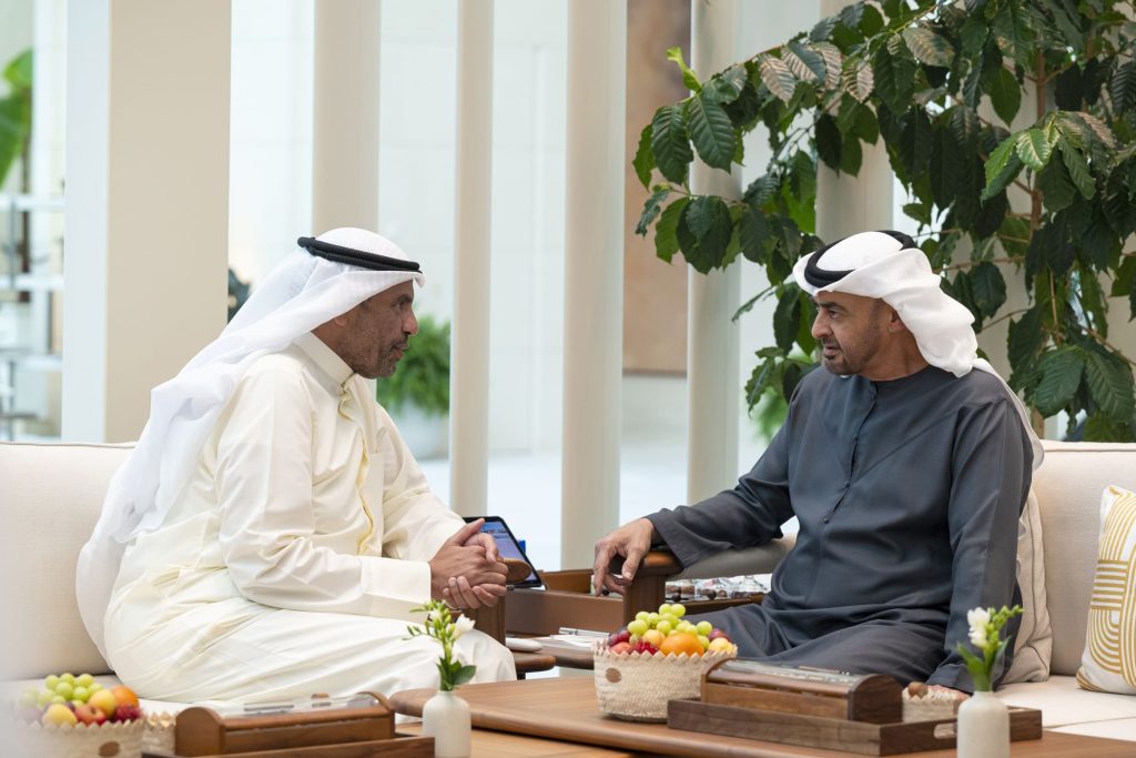 Sheikh Mohammed bin Zayed Welcomes Kuwait's Minister of Foreign Affairs