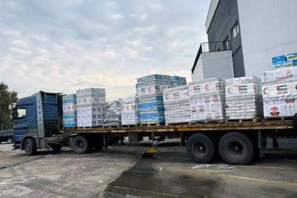 An Emirati Aid Vessel, Loaded with 3,000 Tons, Arrives at Beirut
